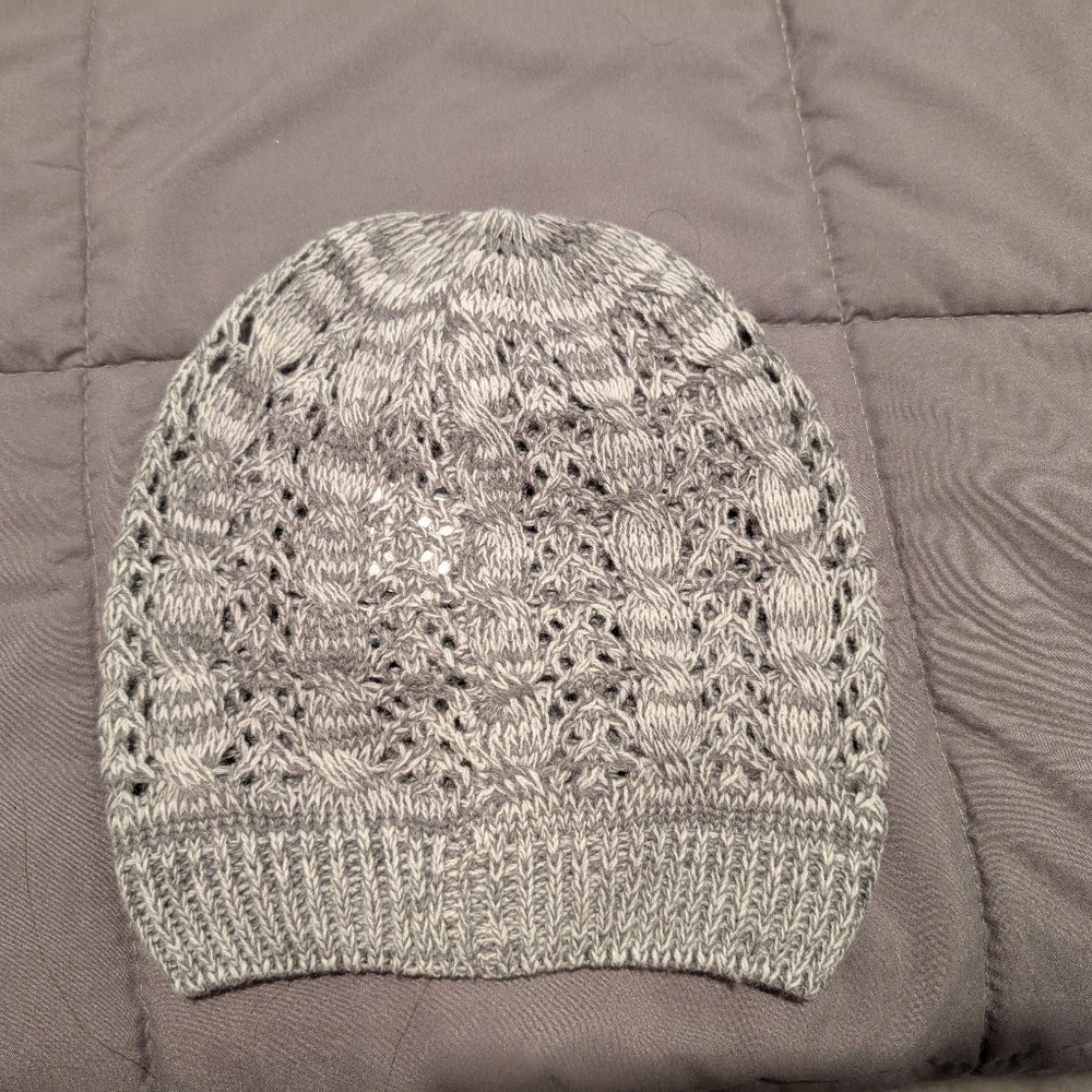 Grey knit beanie